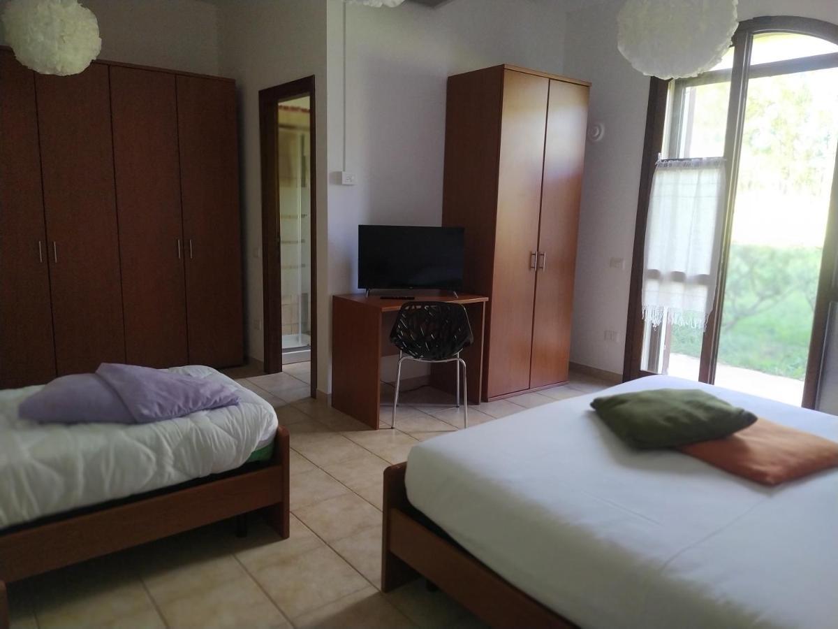 Marrubiu Resort Note Di Stelle Zewnętrze zdjęcie